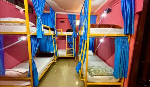 Bed in 6-Bed Mixed Dormitory Room