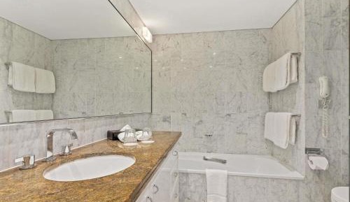 One-Bedroom Suite with Harbor View (Non-Refurbished)