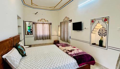 King Room with Balcony