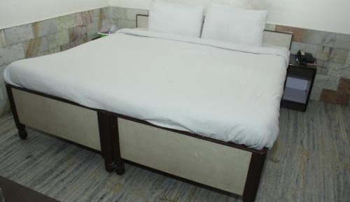 Deluxe Air Cooled Double Room