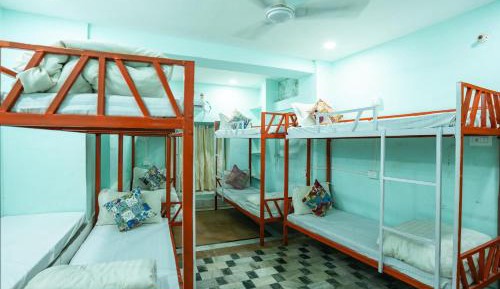 Bed in 8-Bed Mixed Dormitory Room