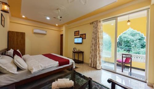 Suite with Garden View