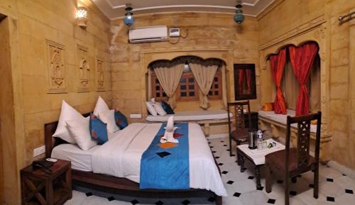 King Suite with Balcony