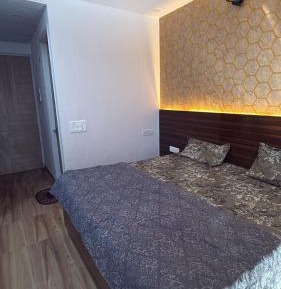 One-Bedroom Standard Apartment