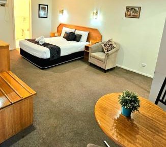 Double Room with Spa Bath