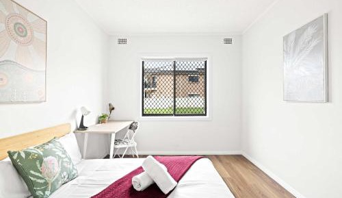 Double Room with Shared Bathroom