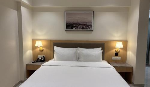 Superior King Room