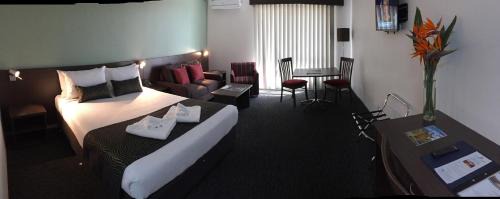 Executive Room with Two Queen Beds