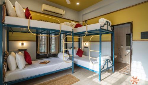 Bed in 6-Bed Mixed Dormitory Room