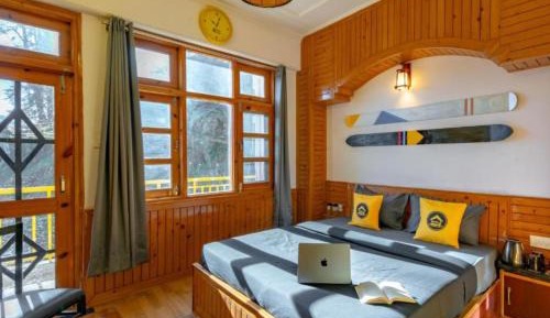 Standard Double Room with Balcony