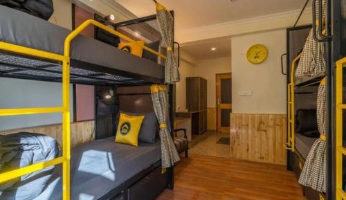  Bed in 6 Bed Female Dormitory with Balcony and Valley View