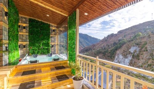 Suite with Balcony