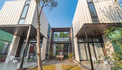 Karma Kove Suites