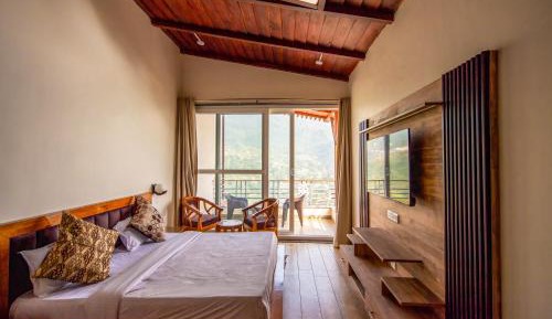 Deluxe King Room