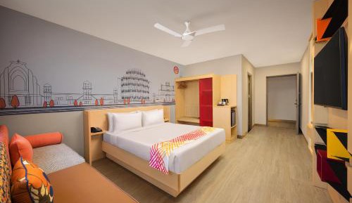 Luxe Queen Room