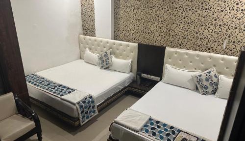 Deluxe Family Suite