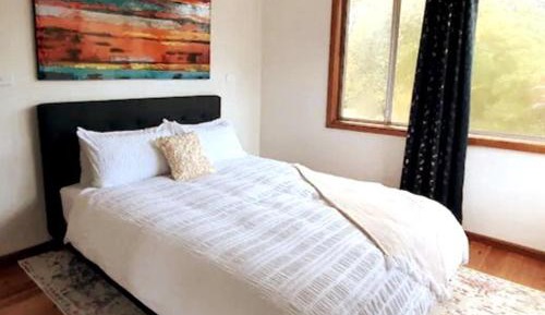 Three-Bedroom Vacation Home 