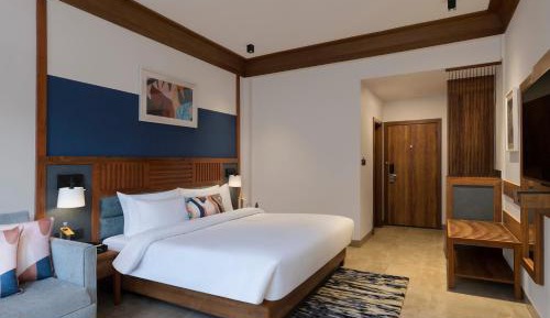 Standard King Room