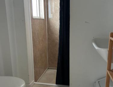 Bed in 6-Bed Female Dormitory Room with Private Bathroom