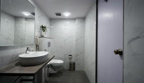 Superior Valley View Room