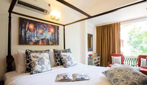 Three - Bedroom Royal Pool Villa
