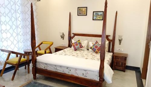 Standard King Room