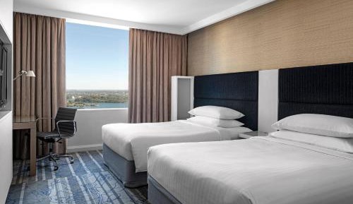 Guest room, 2 Double Beds with Partial Harbor Bridge View