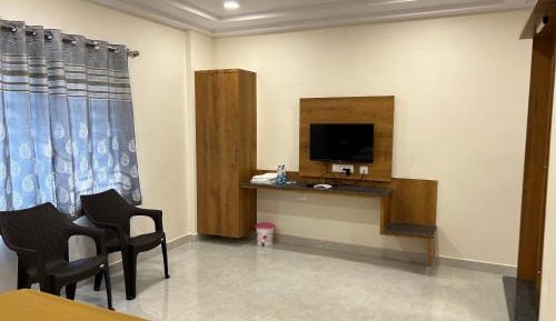 Deluxe Family Room