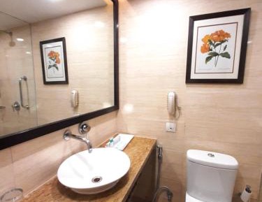 Premier Room
