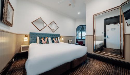Harbour View King Spa Ensuite