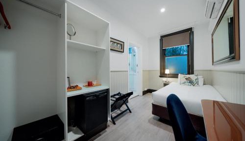 Classic Single Ensuite