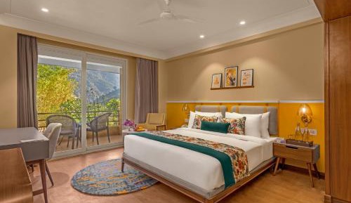 Two Bedroom Royal Apartment (Ganges View)