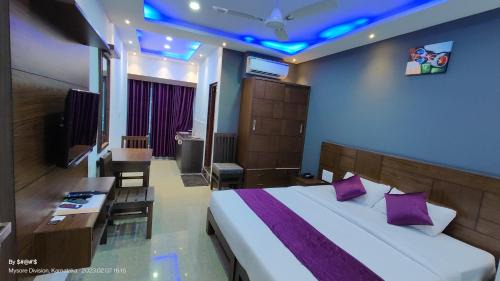 Suite with Balcony