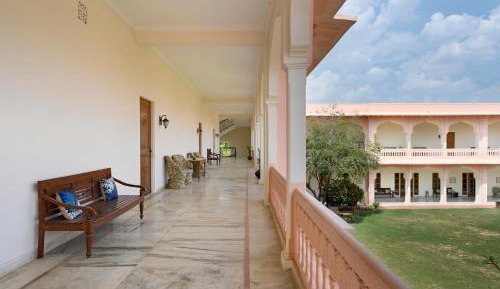 Large Double or Twin Room: Early Checkin by 3hrs till July'26