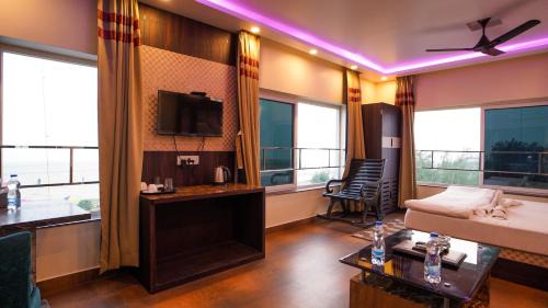 Suite with Sea View