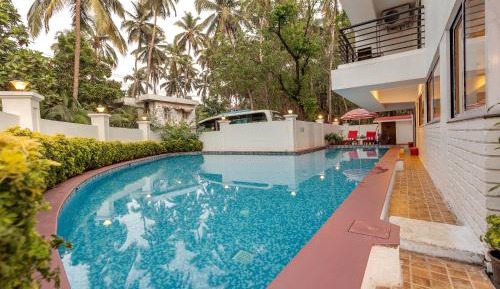 Two-Bedroom Apartment with Balcony