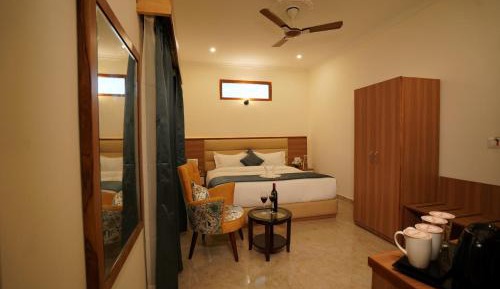 Standard King Room