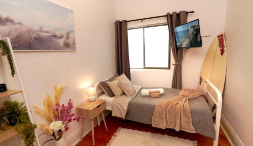 Single Room Share Bathroom