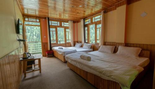 Family Room with Mountain View