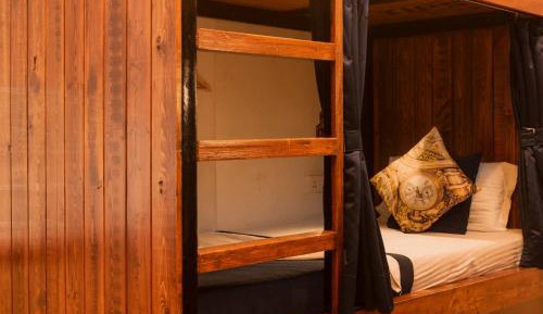 Bed in 4-Bed Mixed Dormitory Room