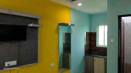 Deluxe Double Room (2 Adults + 1 Child)