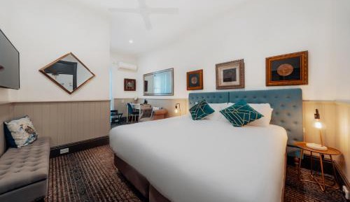 King or Twin Ensuite