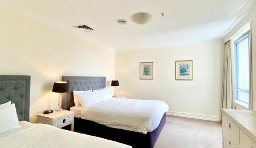 One Bedroom Lavender Bay View