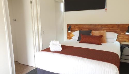 Economy Quadruple Room