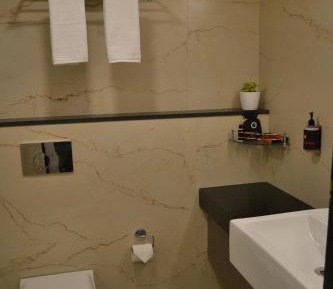Luxe Single Room