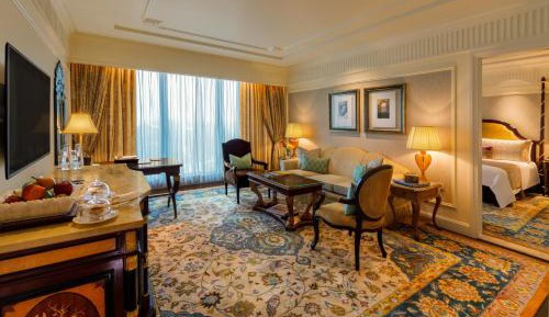 Luxury Suite with Airport Transfers & Lounge Access