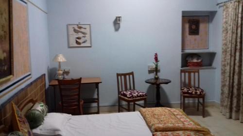 Large Double or Twin Room