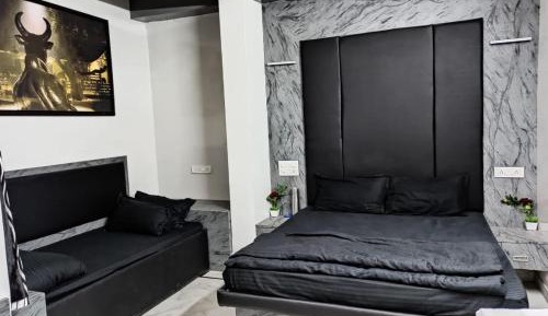 Family Room with Private Bathroom