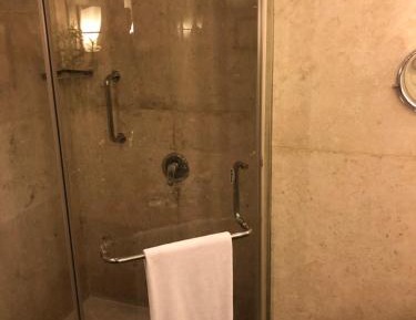 Premier Pool View Twin room with 20% Discount on Food and Beverage and Spa and 10% Discount on Laundry service