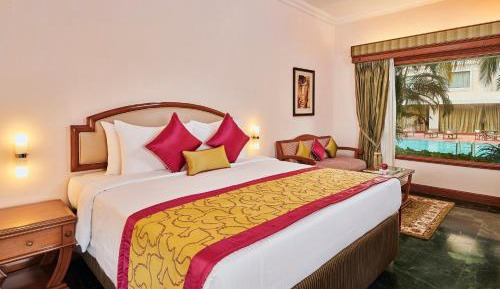 Deluxe Double Room with Pool View - 20% Discount on F&B and SPA (till 30th Sep 2026)